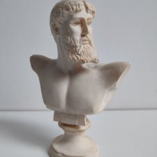 Figurka Zeus