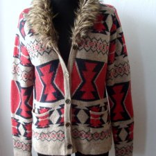 REVIEW -  SWETER W ETNICZNE WZORY