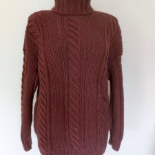 SWETER HANDMADE