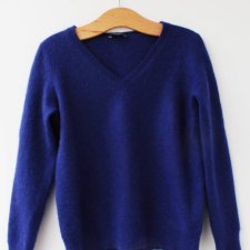 exclusive cashmere sweater