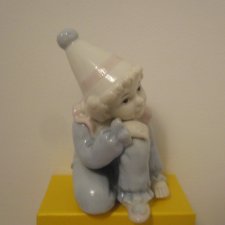 PORCELANOWA FIGURKA