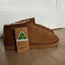 Nowe z metką Urban UGG Australia Classic mini buty zimowe śniegowce wełna