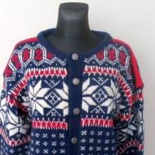 SWETER HANDMADE