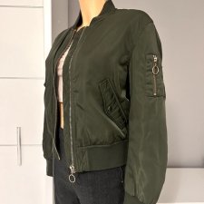 H&M divided 38 M, bomberka, zielona, zasuwana na zamek