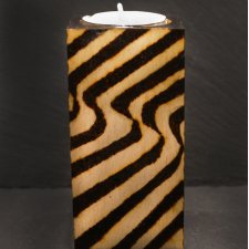 Drewniany świecznik tealight – Zebra, ręczna pirografia, idealny prezent, upominek